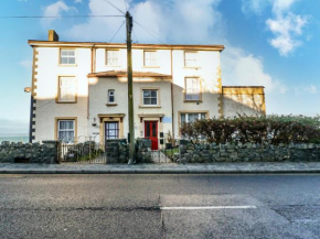 Llys Madoc, Basement Apartment